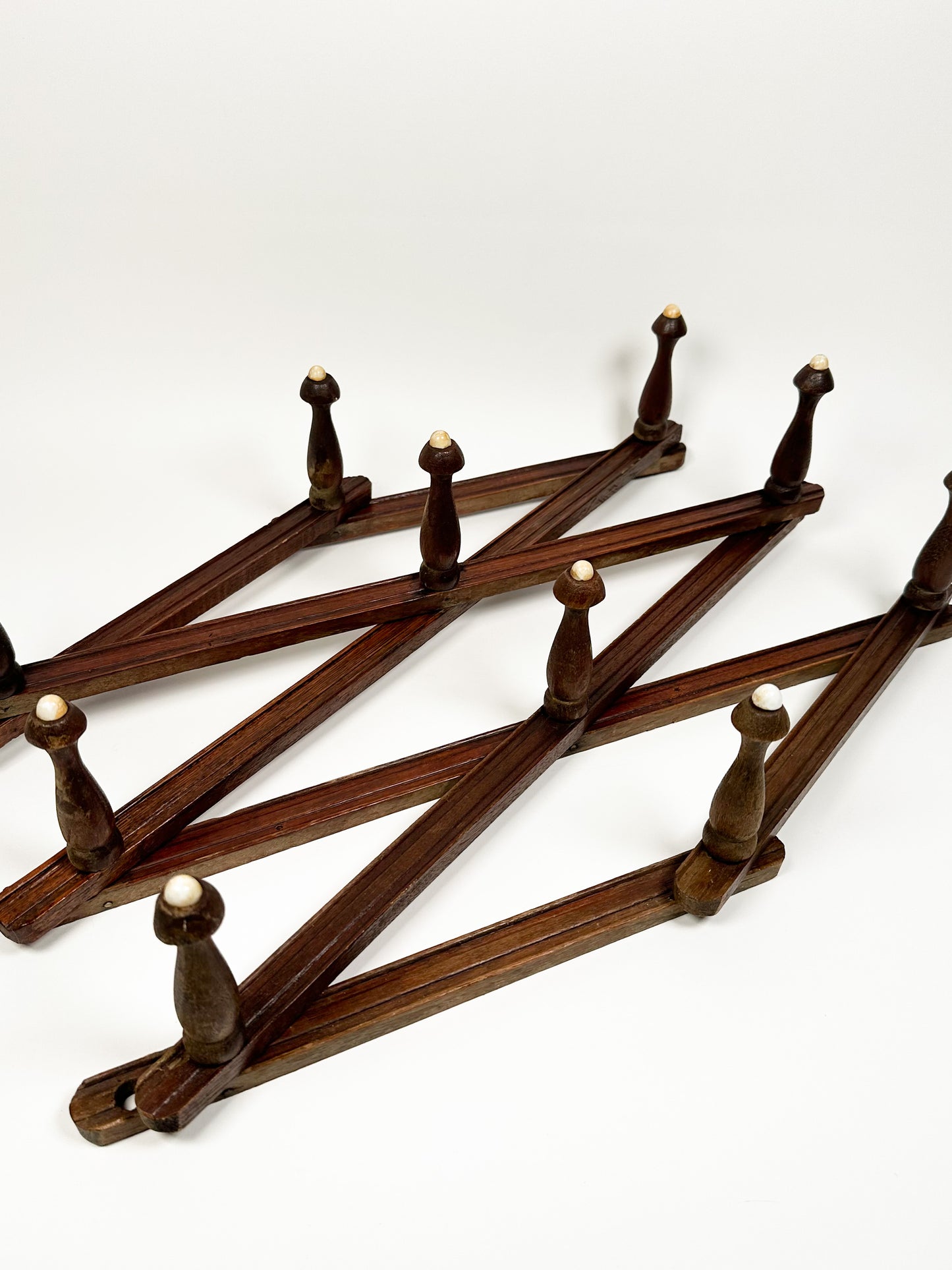 Large Wood Accordion Rack