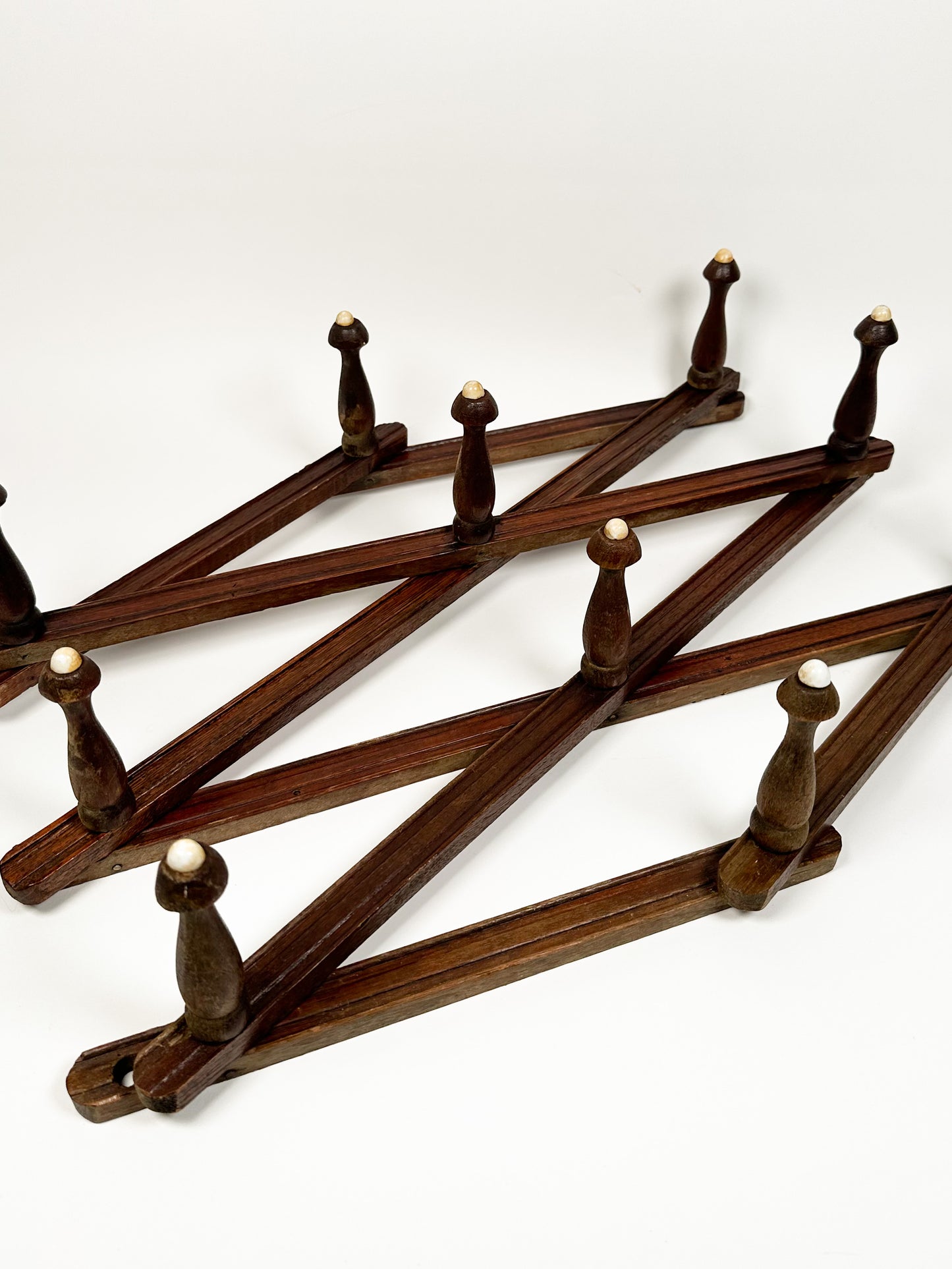 Large Wood Accordion Rack