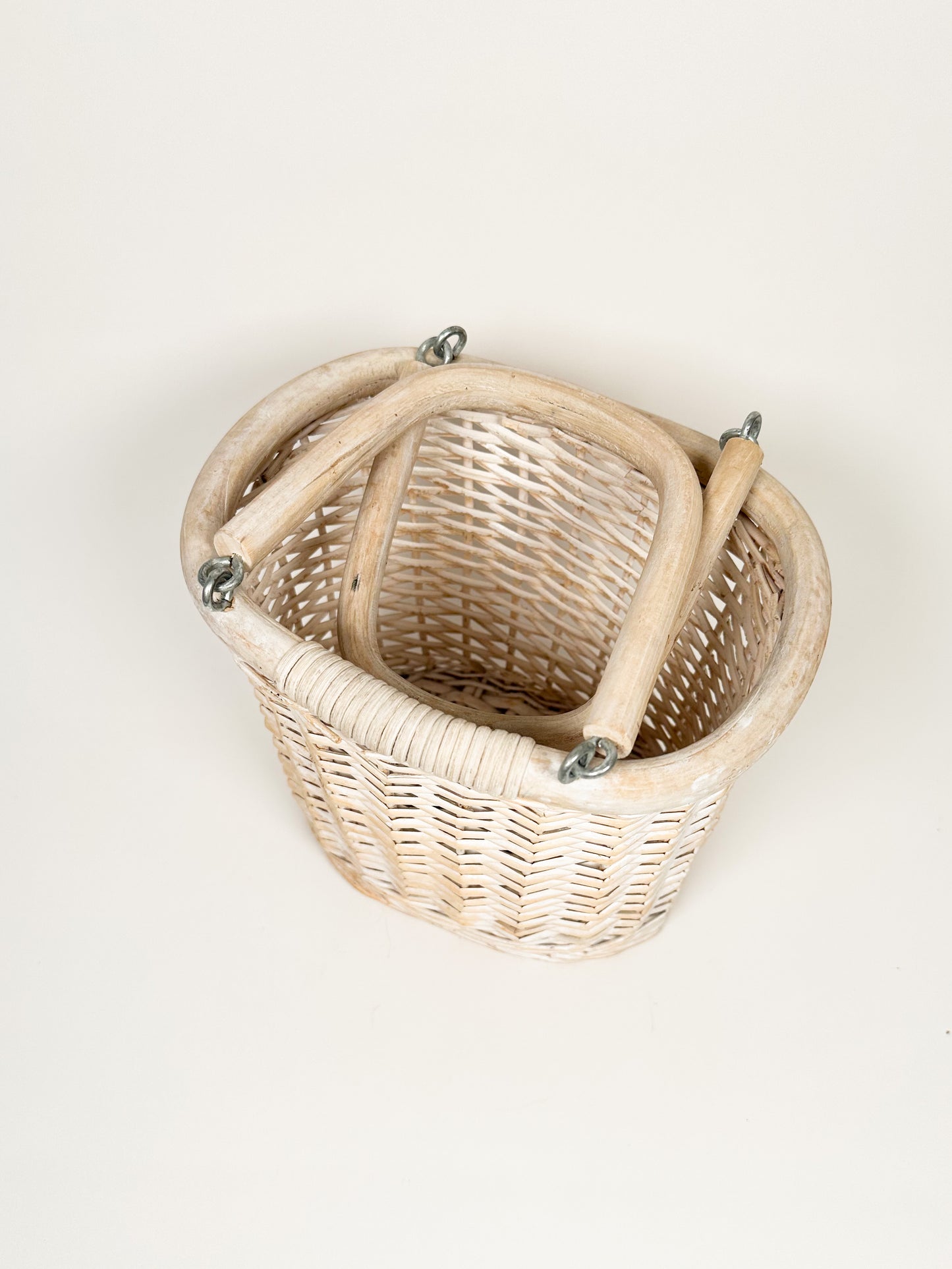 Vintage White Wicker Handbag