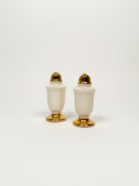 Petite Salt & Pepper Set